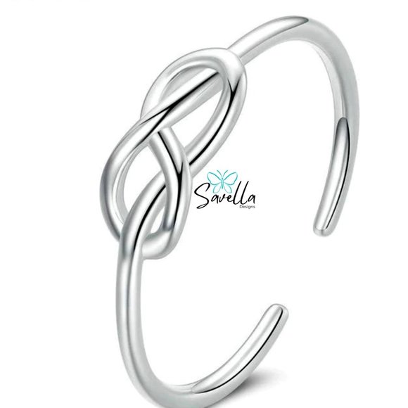 Solid 925 Silver Resizable Infinity Knot Ring Minimalist Luxury - Picture 1 of 5